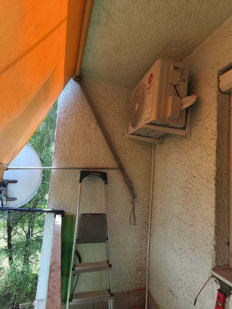 Syen muse next 3.5 kW os telepítve erkélyre.